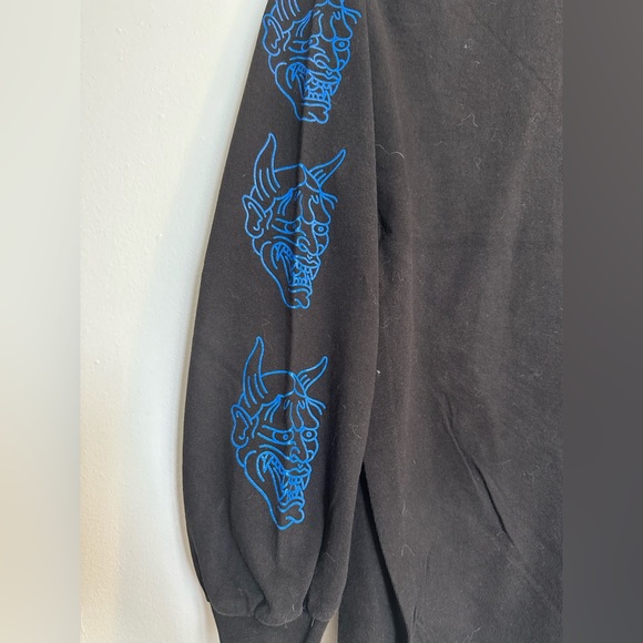 Indestructible mfg co long sleeve - men’s M (fits small) - Picture 3 of 4